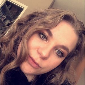 Meet your Posher, Zoe
